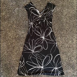 Black & White Daisy Dress